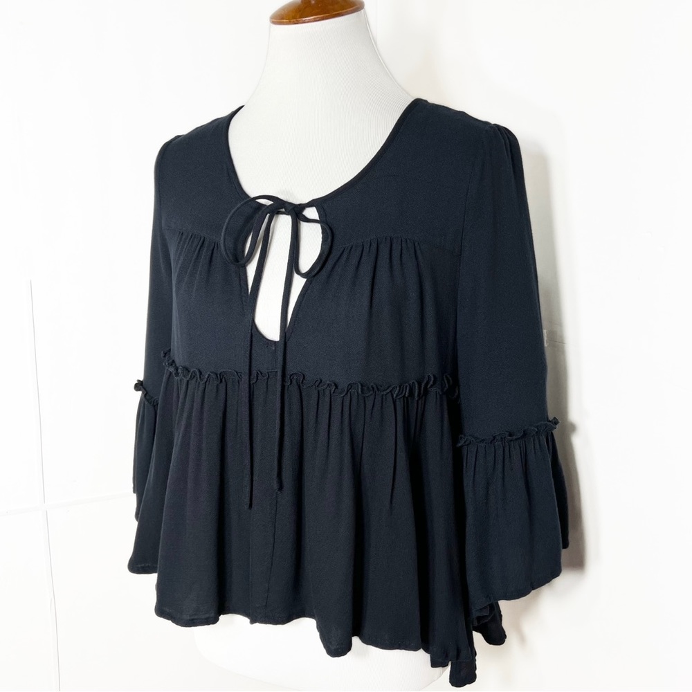 SOLD-Romeo+Juliet Couture Navy Blue Ruffled Tiered Bell Sleeve Tie Neck Top - Picture 3 of 10